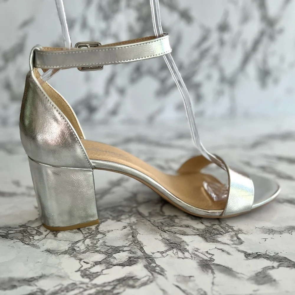 CL by Chinese Laundry Jody Silver Metallic Ankle Strap Block Heel Sandals 10